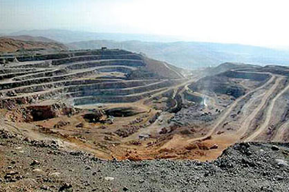 ۲۳ هزار و ۸۶۵ نفر در معادن و صنایع معدنی استان اشتغال دارند