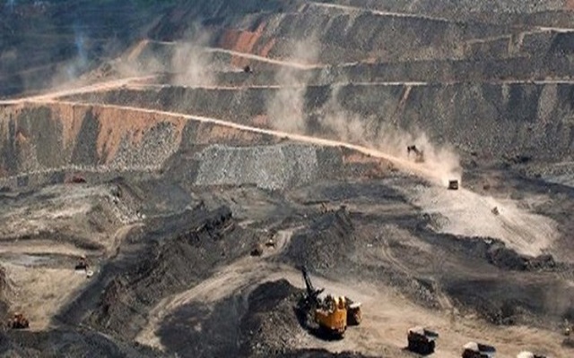 اثر گذاری خانه معدن در سیاست‌ گذاری‌ های مهم دولتی
