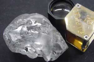 کشف الماس 18 میلیون دلاری