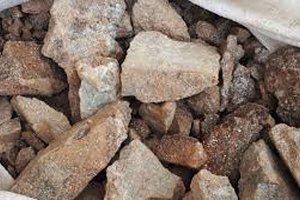 کشف حدود ۳ تن سنگ معدن قاچاق در اسفراین