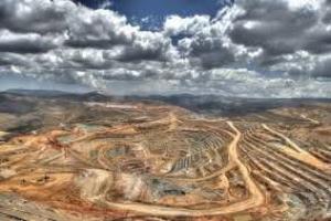 بررسی تاثیرات معدن‌کاوی بر روی محیط زیست