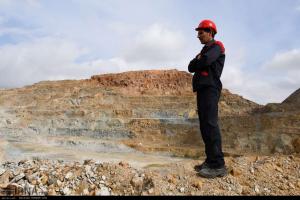 بررسی فرصت های توسعه ای معدن طلای اندریان